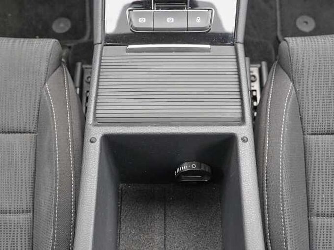 SKODA Superb Ambition 4x4 | Standheizung | 2.0TDI | Business