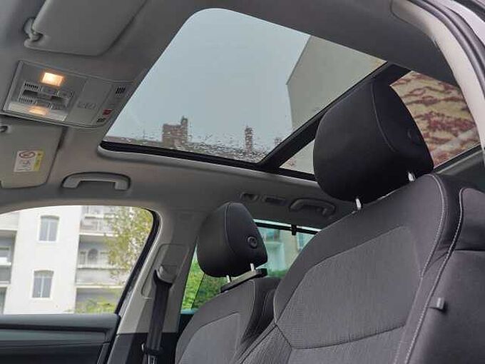 SKODA Superb Ambition 4x4 | Standheizung | 2.0TDI | Business