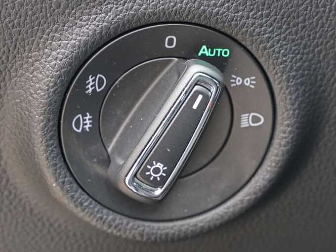 SKODA Superb Ambition 4x4 | Standheizung | 2.0TDI | Business