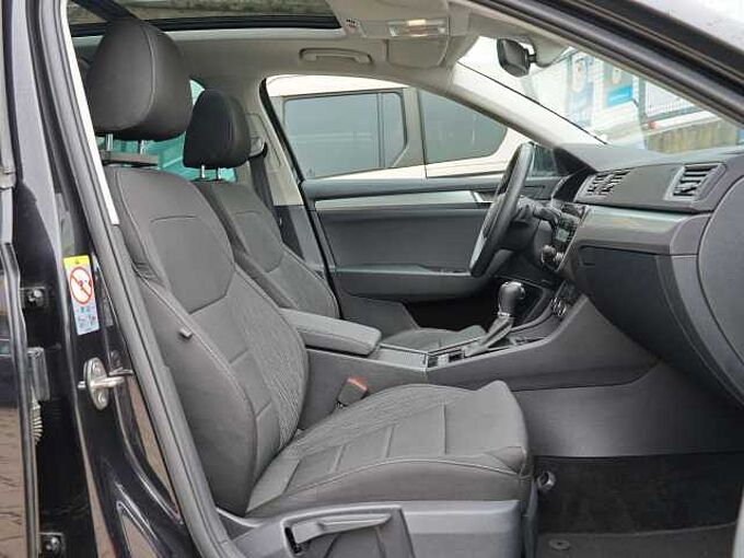 SKODA Superb Ambition 4x4 | Standheizung | 2.0TDI | Business