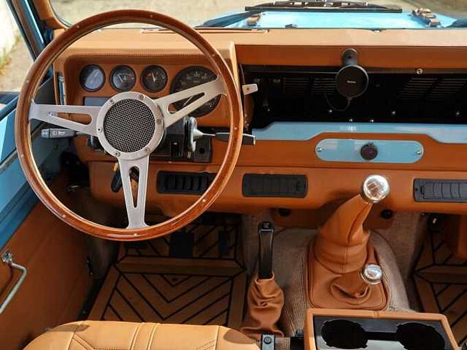 Land Rover Defender Defender 110 Td5 | Einzelstück | Restauriert |