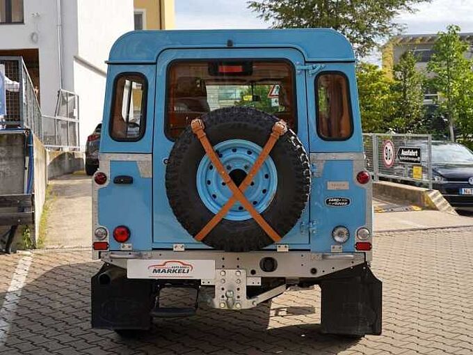 Land Rover Defender Defender 110 Td5 | Einzelstück | Restauriert |