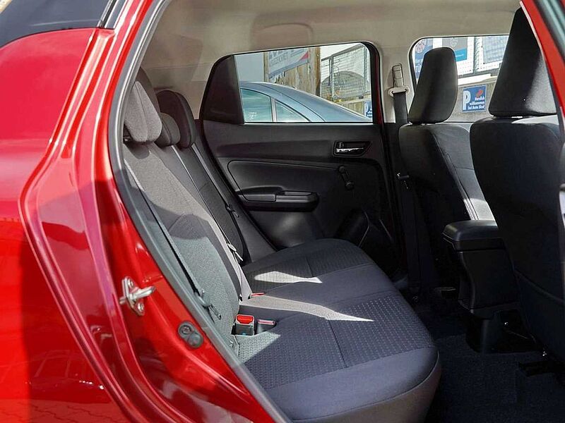 Suzuki Swift COMFORT | CVT | 1. Hand | MildHybrid | SHZ | 8Fach