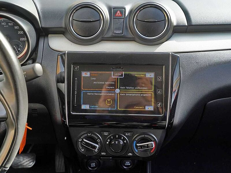 Suzuki Swift COMFORT | CVT | 1. Hand | MildHybrid | SHZ | 8Fach